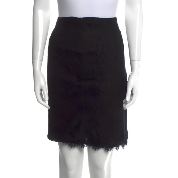 Diane von Furstenberg DVF Black Floral Eyelash Lace Pencil Skirt Size S (4-6) - Picture 1 of 9